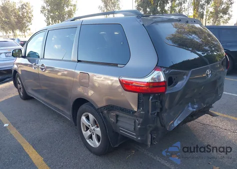 2015 Toyota Sienna Le 8 Passenger from USA, damaged, VIN 5TDKK3DC3FS678532